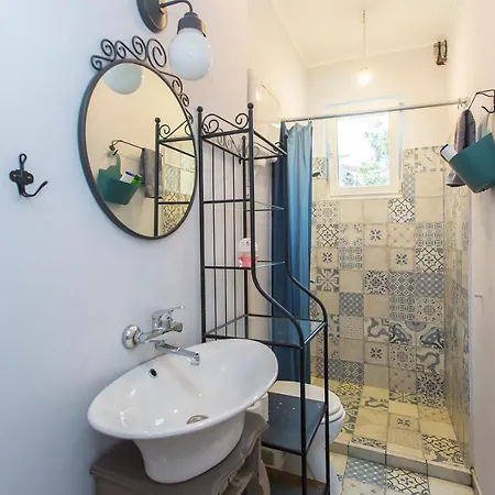 Apartament Colorful 2bdr In The Center Sofia