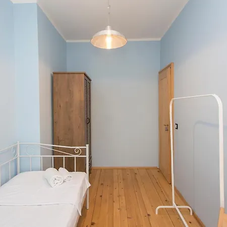 Colorful 2bdr In The Center Apartament *