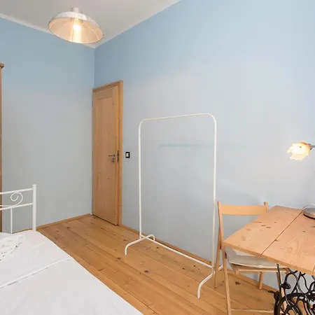 Colorful 2bdr In The Center *